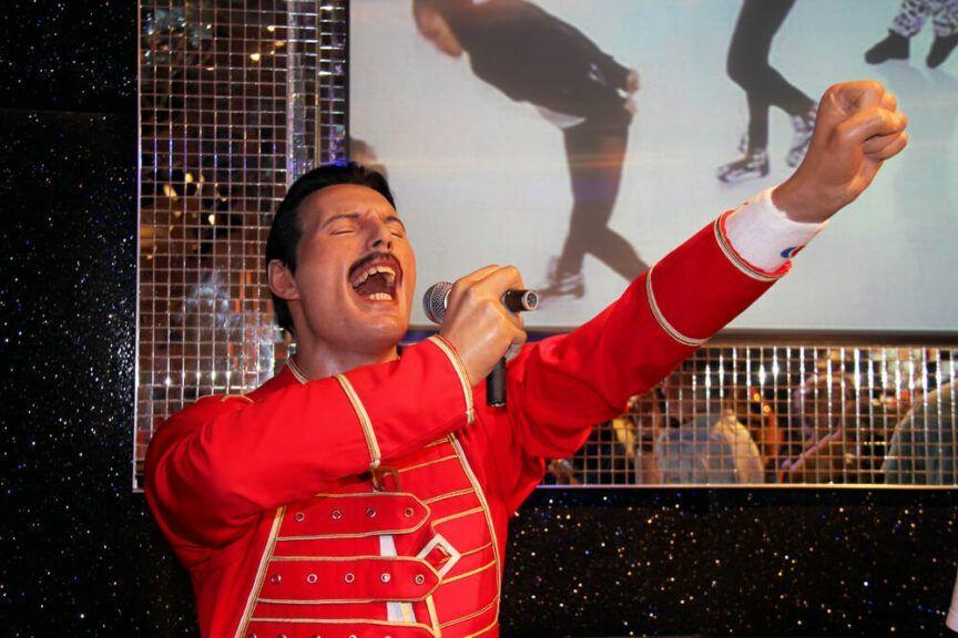 Freddie Mercury z kotami