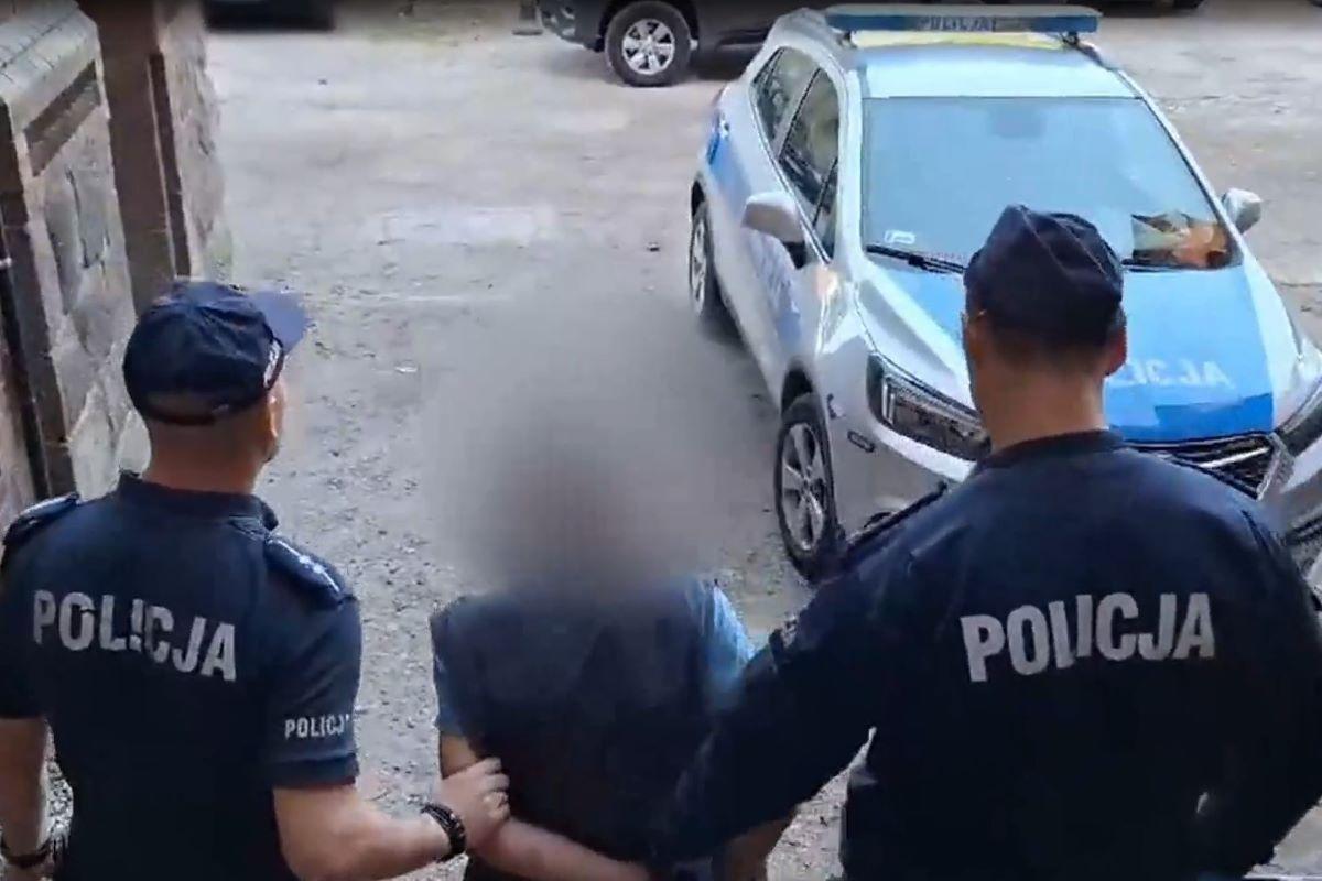 bil i powiesil kota